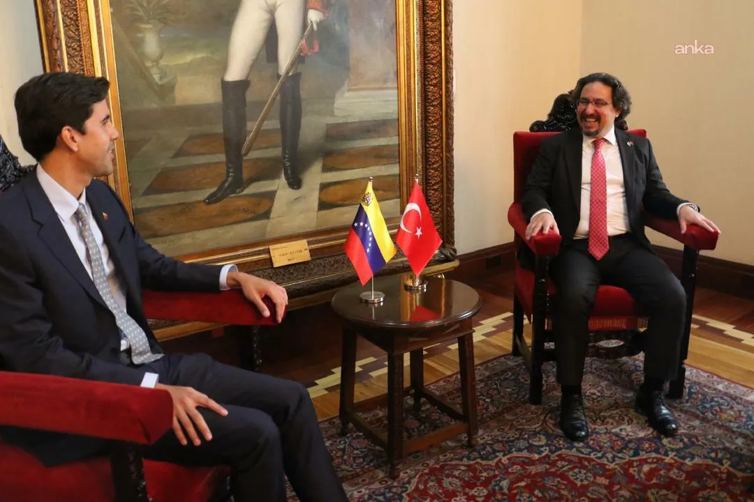 Türkiye’nin Karakas Büyükelçisi Karamanoğlu, Venezuela Dışişleri Bakan Yardımcısı Blanco ile görüştü